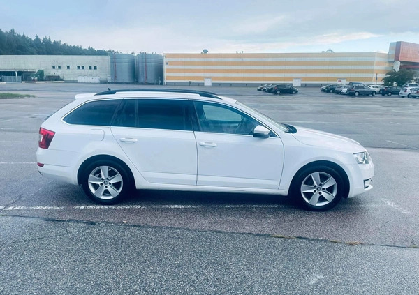 Skoda Octavia cena 27000 przebieg: 340000, rok produkcji 2014 z Rzeszów małe 191